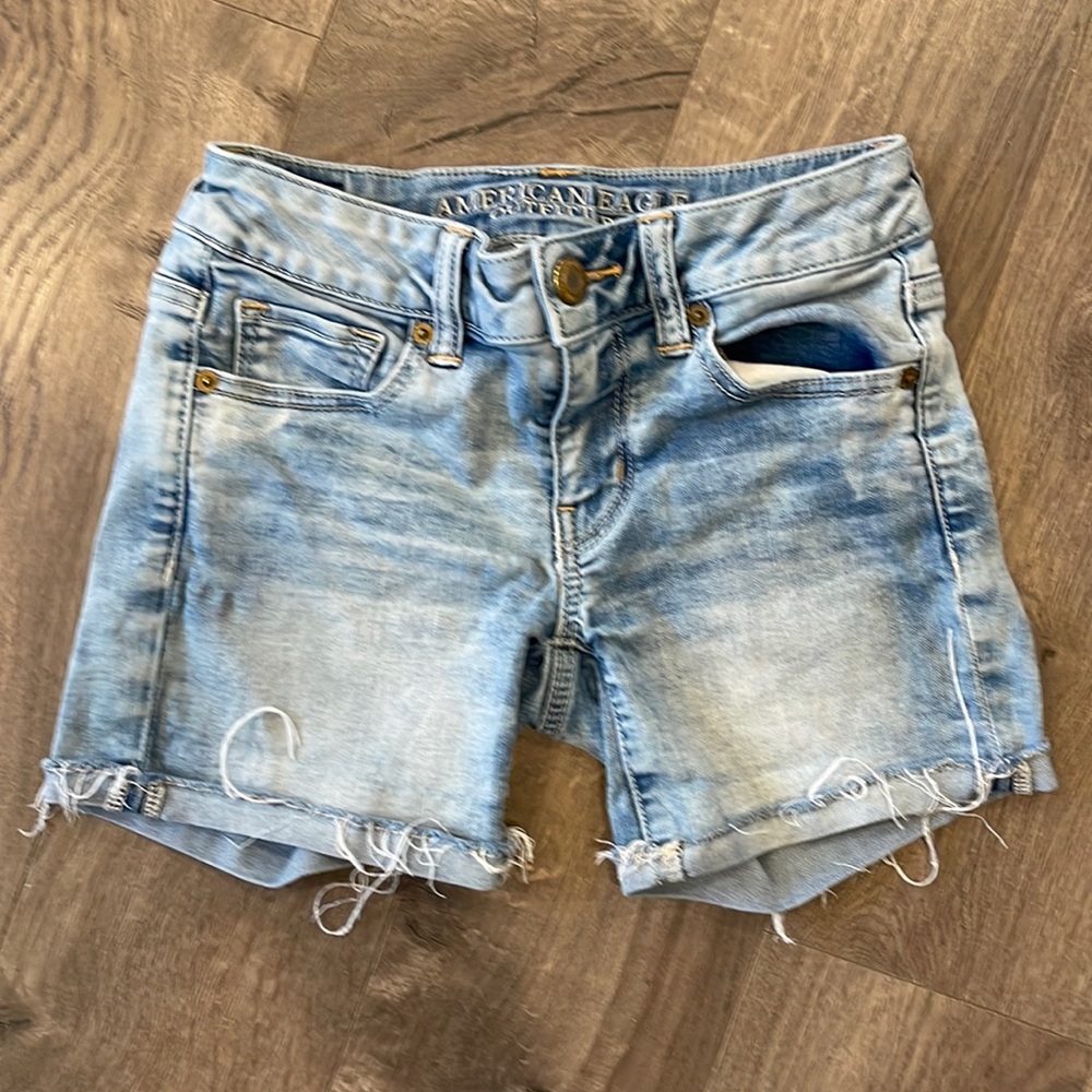 American Eagle Distressed Jean Shorts Size 0